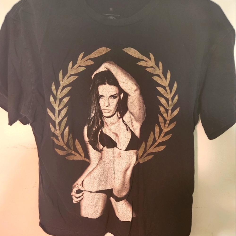 Two in the shirt T shirt